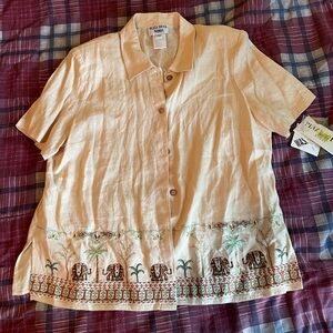 NWT Vintage Cream 100% linen Button Down Shirt with Elephant Embroidery
